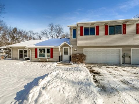 3677 Gershwin Lane N Oakdale MN 55128