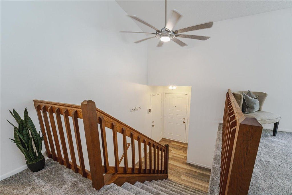 Photo of 1712 Rio Loma Drive, Burnsville, MN 55337 (MLS # 7112542)