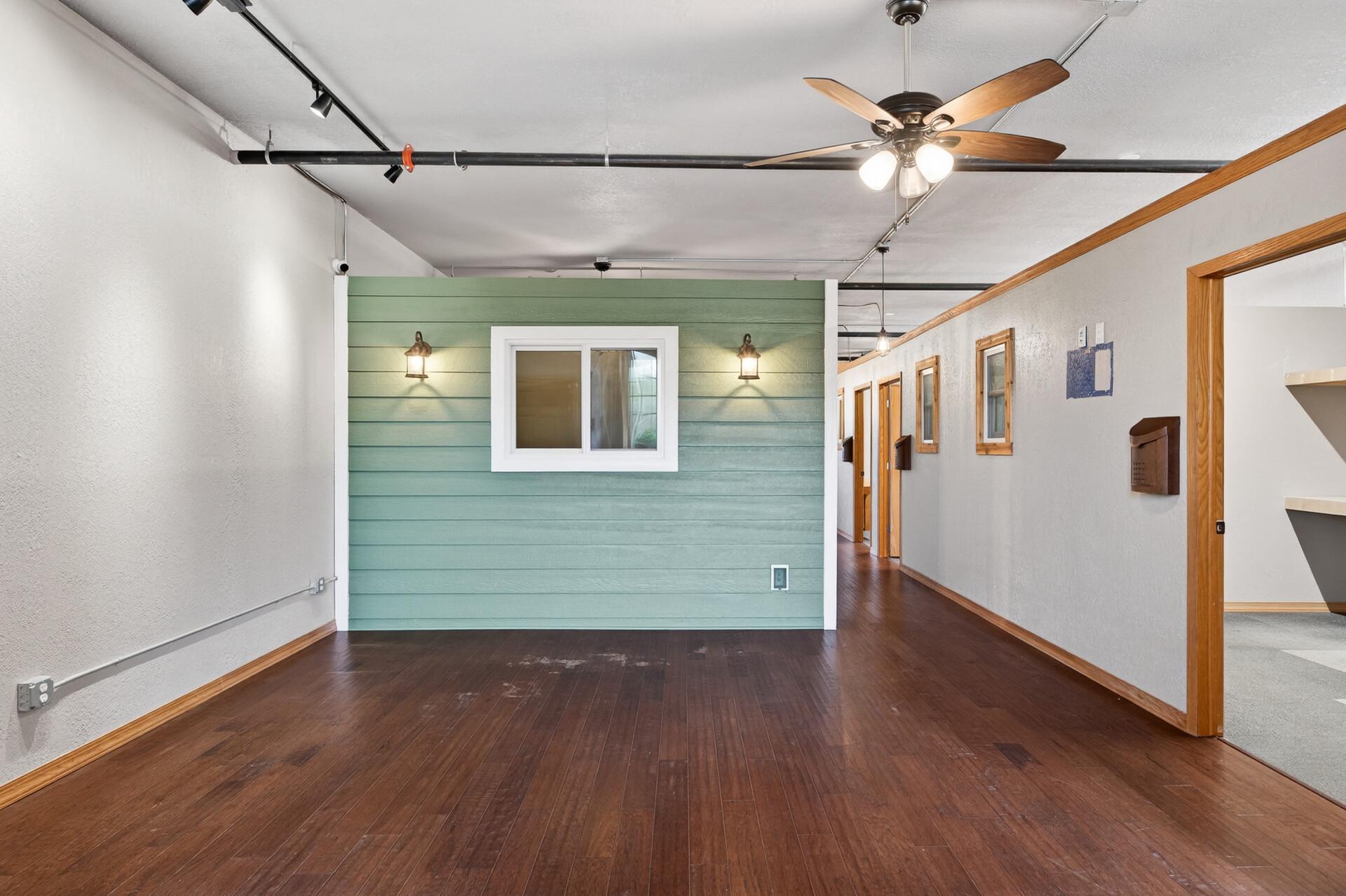1103 Weir Drive 200