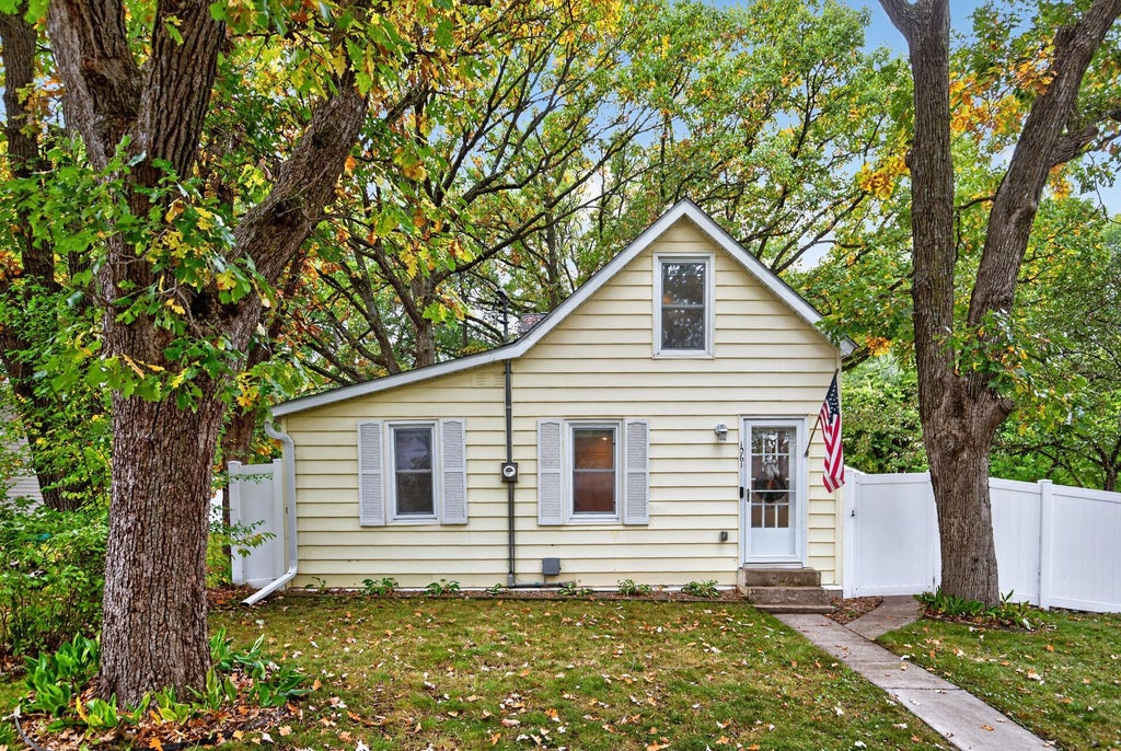 Photo of 1061 Wall Street, Big Lake, MN 55309 (MLS # 7144559)
