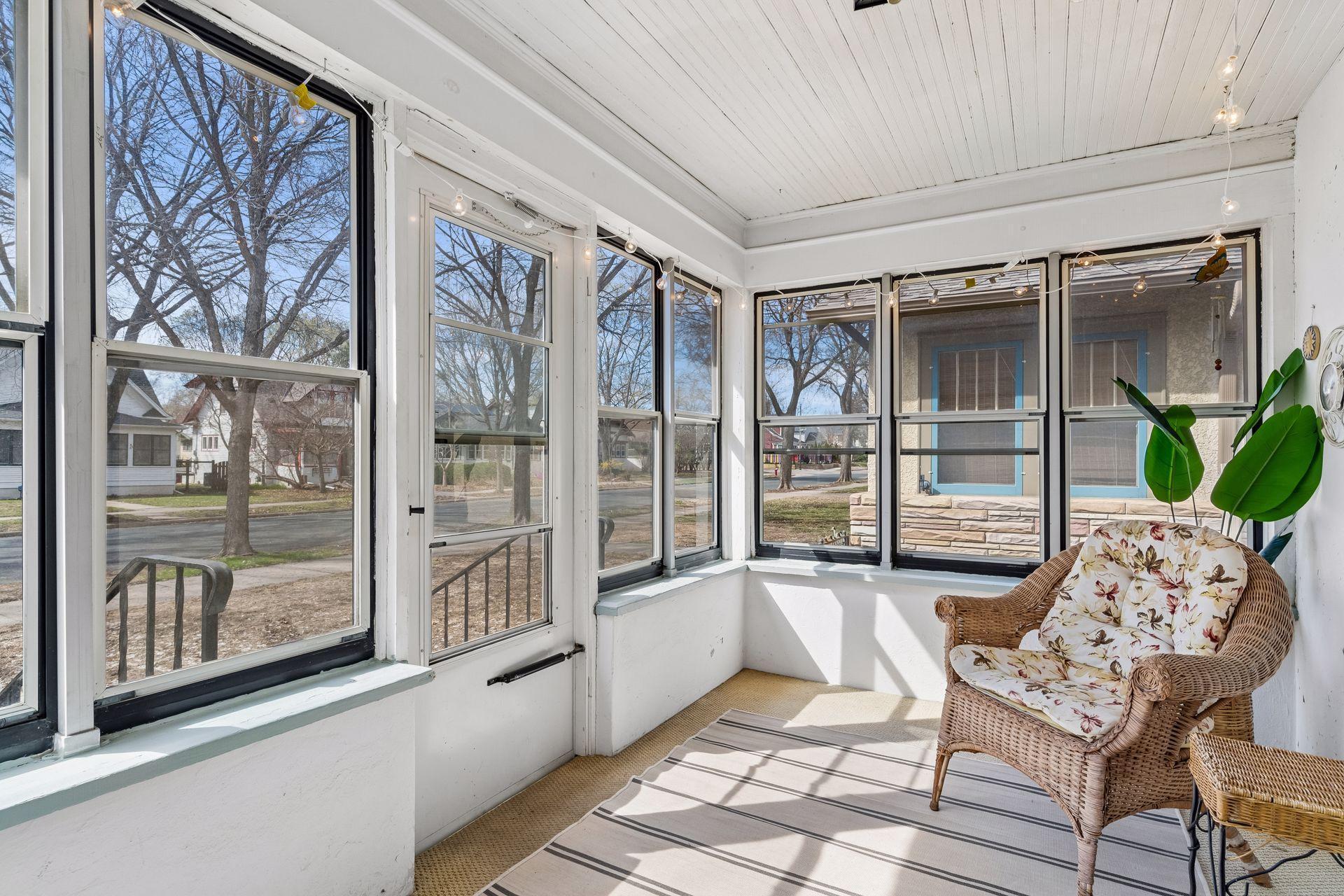 4621 Harriet Avenue S