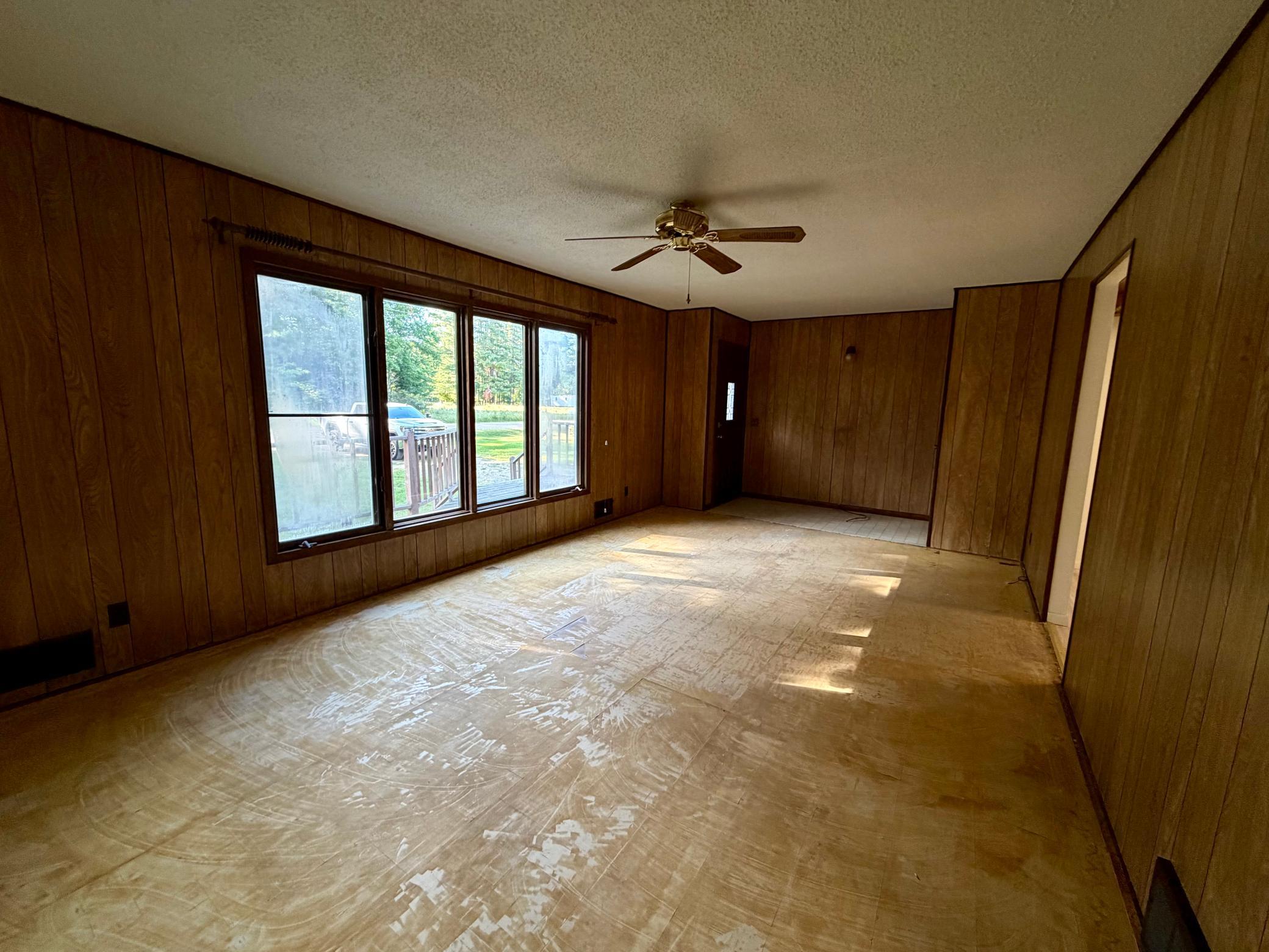 22736 County Road 453
