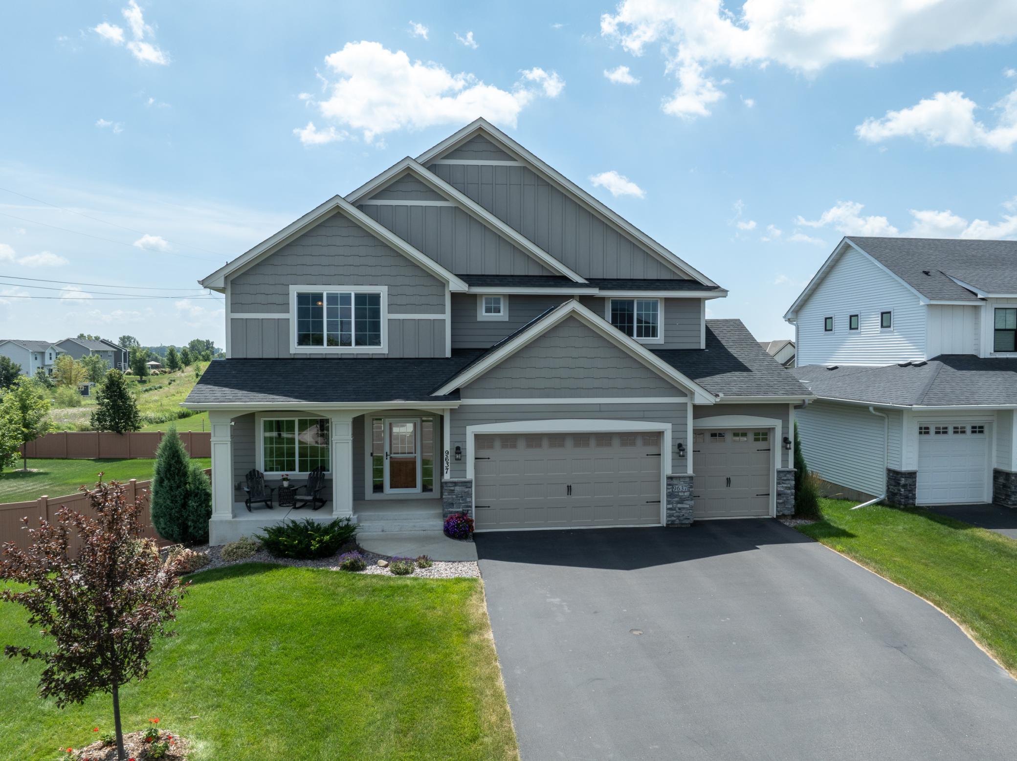 9637 W Wind Circle