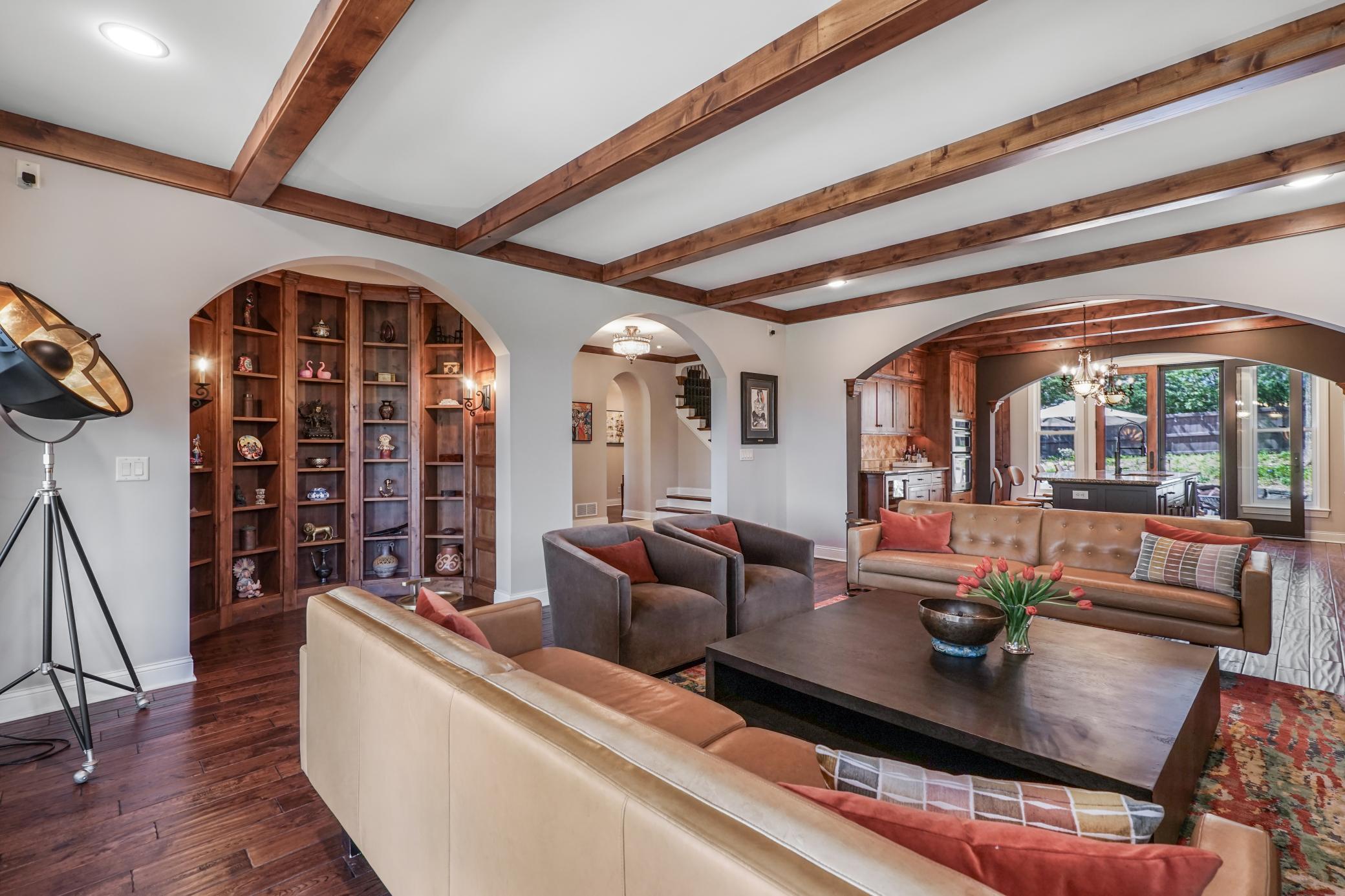 4000 Inglewood Ave S, Minneapolis, MN, 55416, USA, 5 Bedrooms Bedrooms, ,4 BathroomsBathrooms,Residential,Active,4000 Inglewood Ave S,7065325