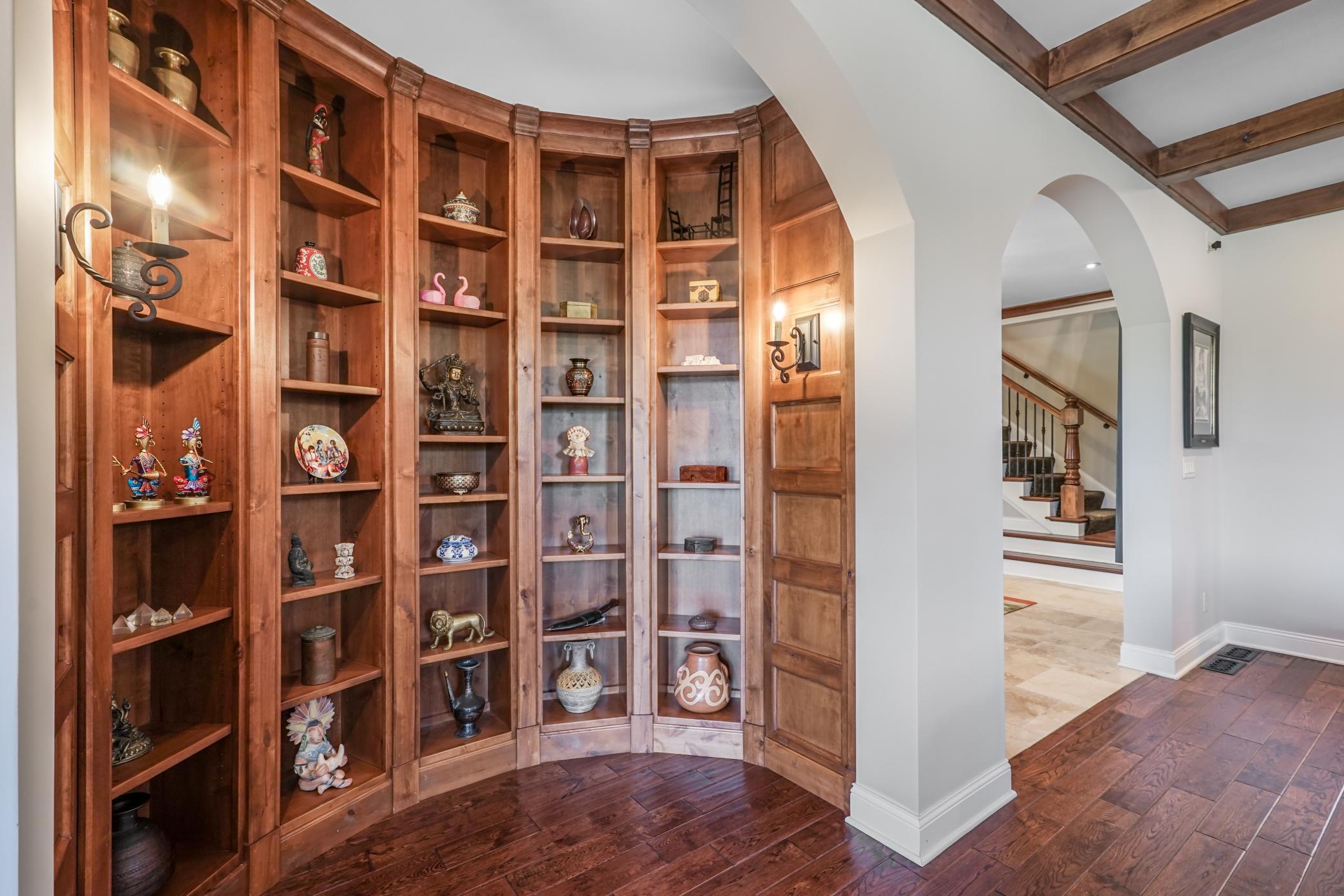 4000 Inglewood Ave S, Minneapolis, MN, 55416, USA, 5 Bedrooms Bedrooms, ,4 BathroomsBathrooms,Residential,Active,4000 Inglewood Ave S,7065325