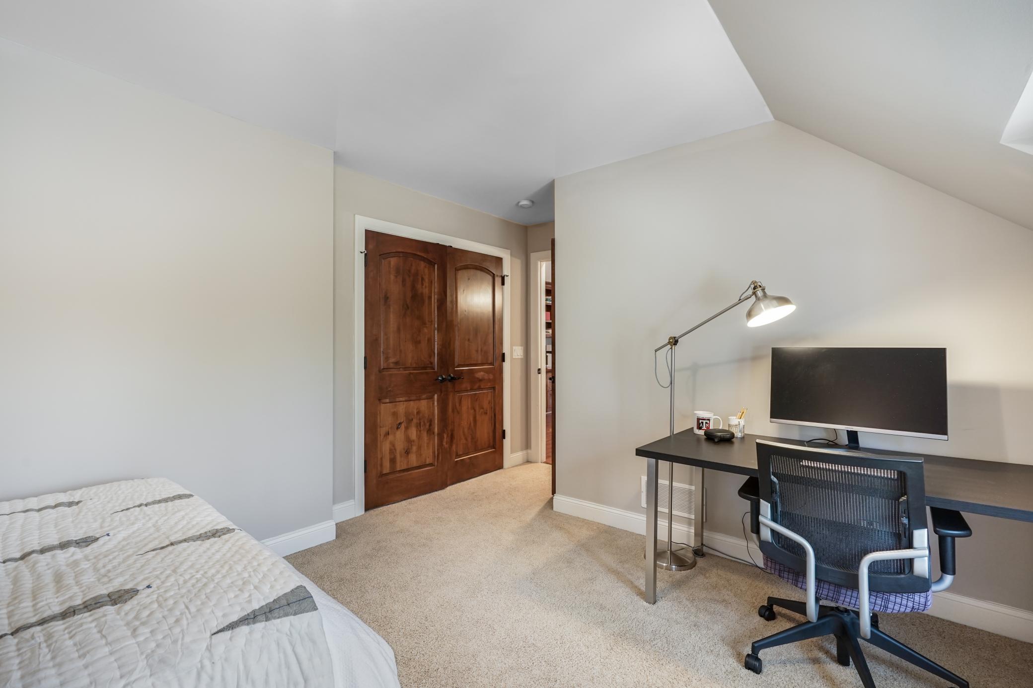4000 Inglewood Ave S, Minneapolis, MN, 55416, USA, 5 Bedrooms Bedrooms, ,4 BathroomsBathrooms,Residential,Active,4000 Inglewood Ave S,7065325