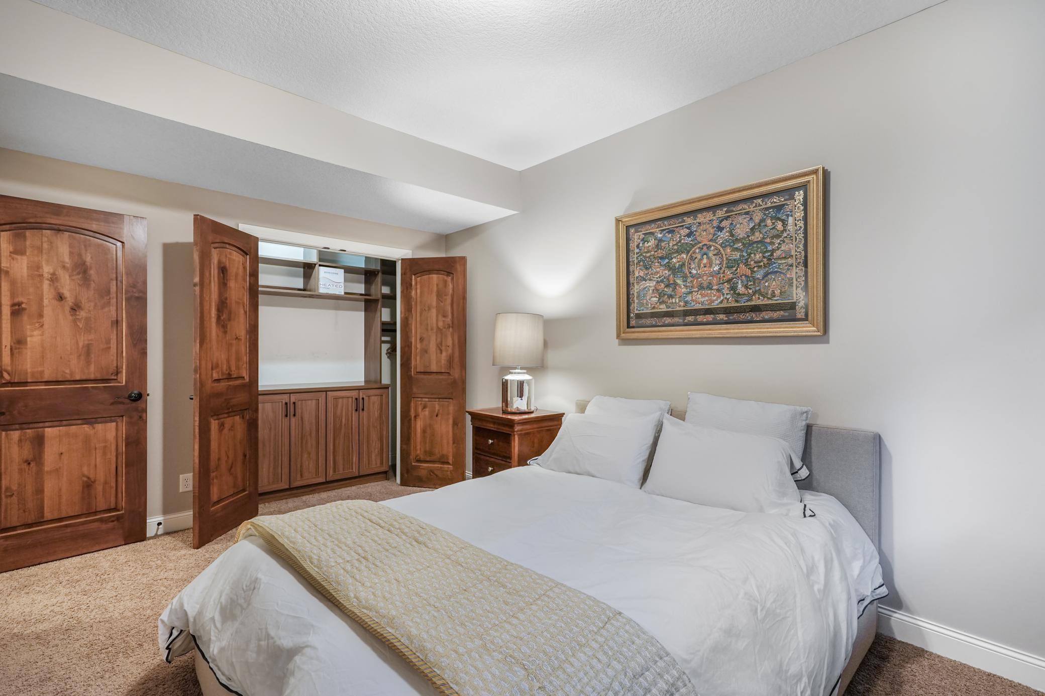 4000 Inglewood Ave S, Minneapolis, MN, 55416, USA, 5 Bedrooms Bedrooms, ,4 BathroomsBathrooms,Residential,Active,4000 Inglewood Ave S,7065325