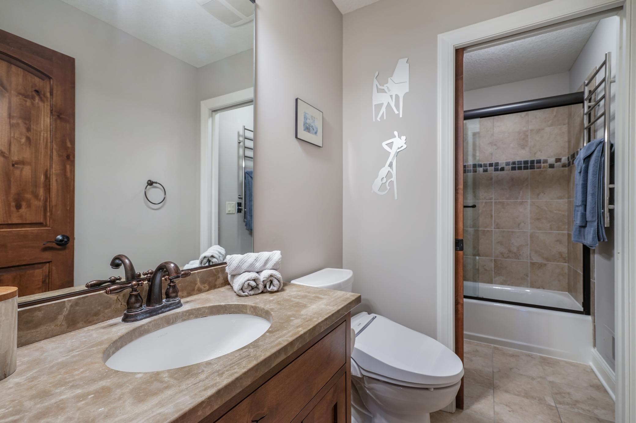 4000 Inglewood Ave S, Minneapolis, MN, 55416, USA, 5 Bedrooms Bedrooms, ,4 BathroomsBathrooms,Residential,Active,4000 Inglewood Ave S,7065325
