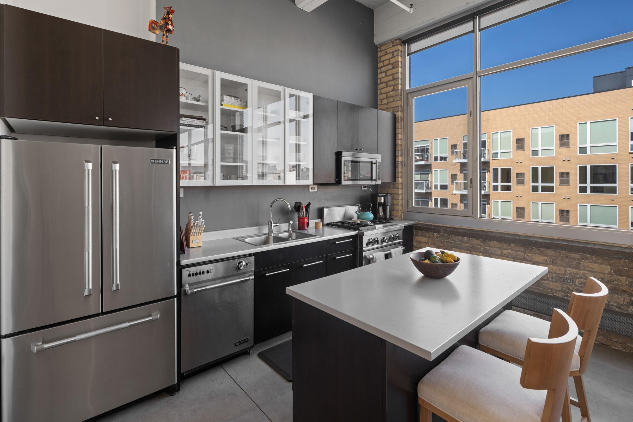 700 Washington Avenue N 518