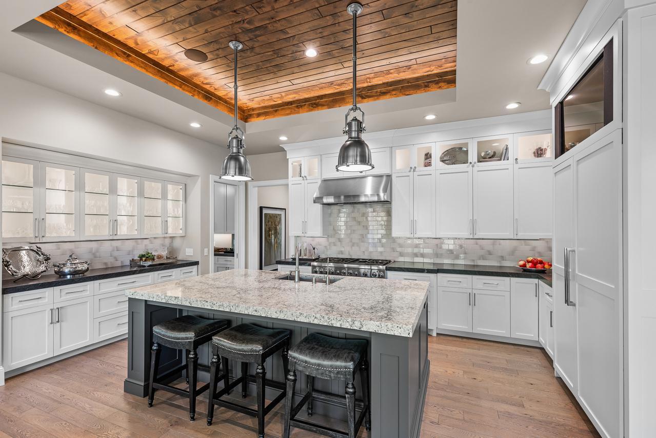 1595 Locust Hills Circle