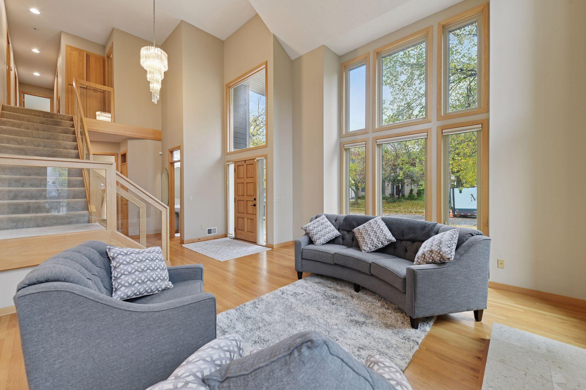 6574 Cherokee Trail W