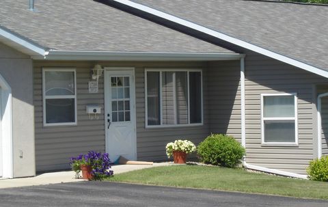 Photo of 1709 Sheridan Avenue #30, Montevideo, MN 56265 (MLS # 7045199)