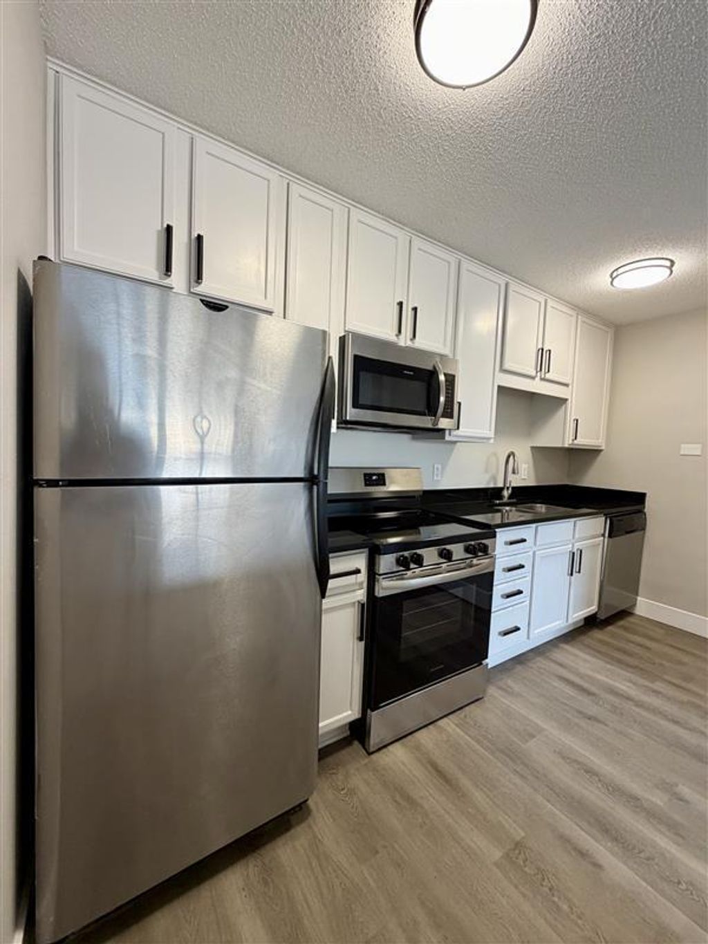 Photo of 1800 Lasalle Avenue #302, Minneapolis, MN 55403 (MLS # 7014943)