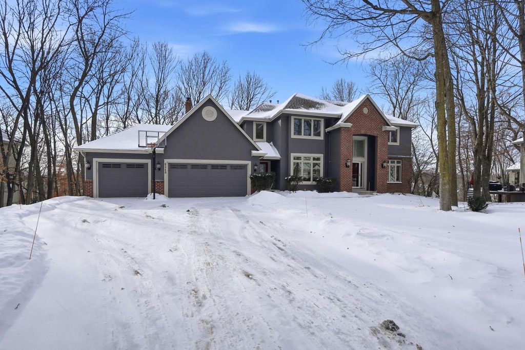 Photo of 6340 Summit Circle, Chanhassen, MN 55317 (MLS # 6804654)