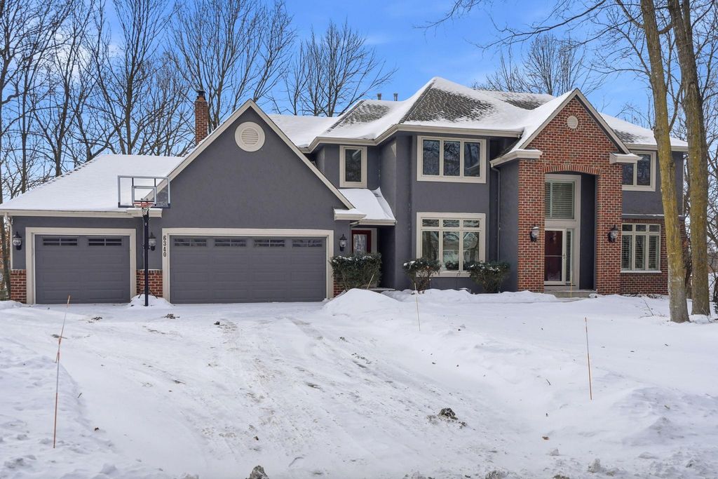 Photo of 6340 Summit Circle, Chanhassen, MN 55317 (MLS # 6804654)