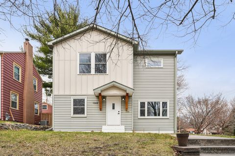 1343 Sargent Avenue Saint Paul MN 55105