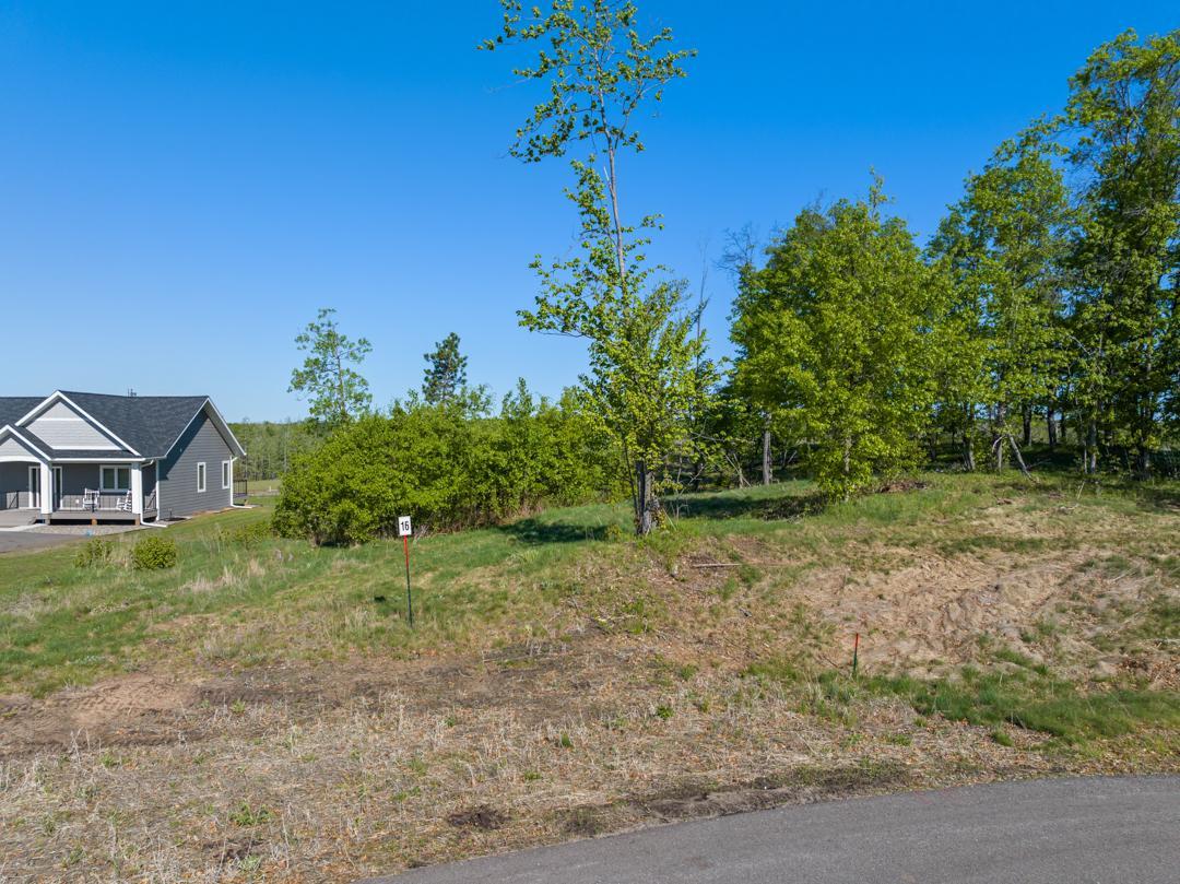Craguns Legacy Ridge Lot 16 16427 Tom Lehman Drive