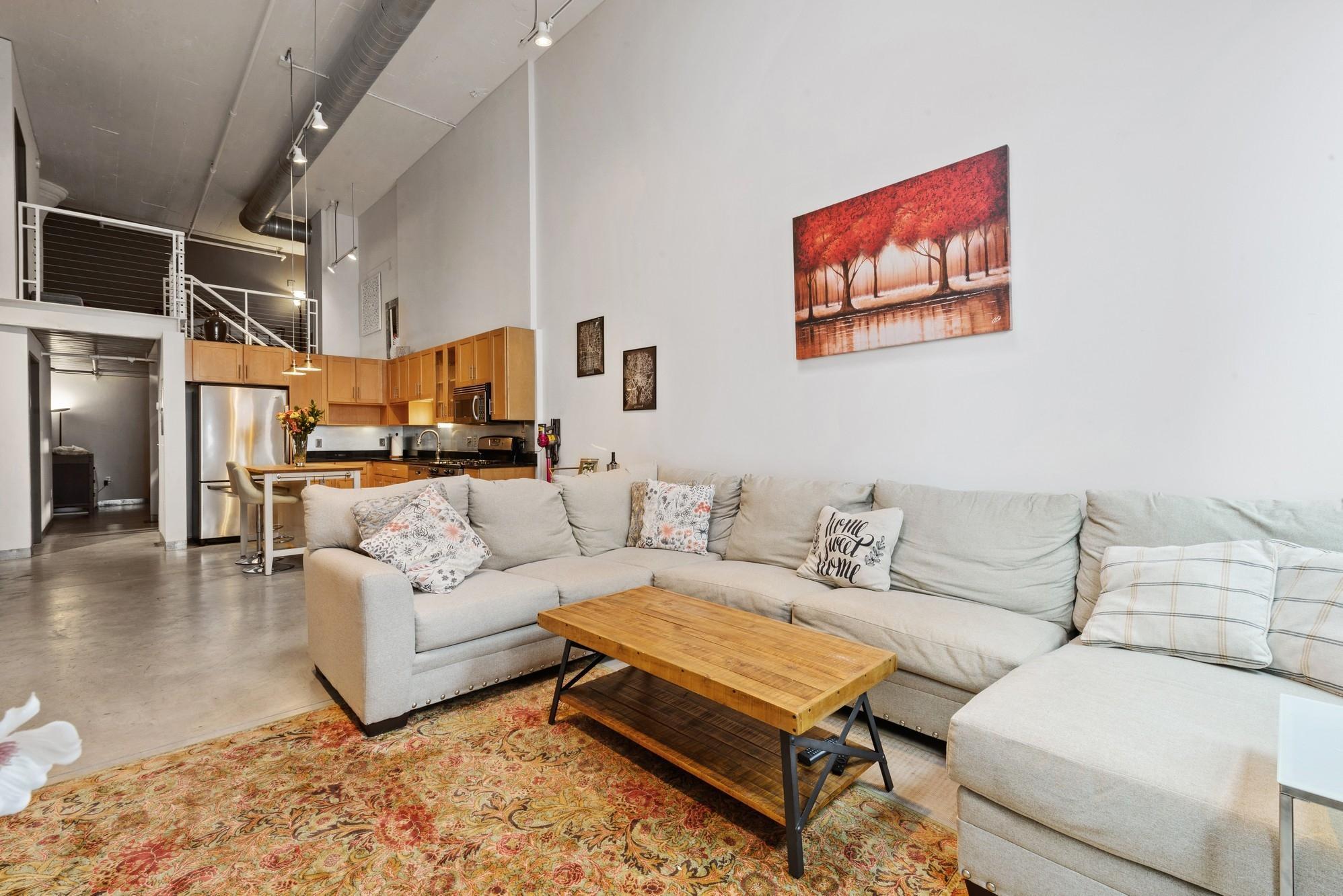 250 Park Avenue 712