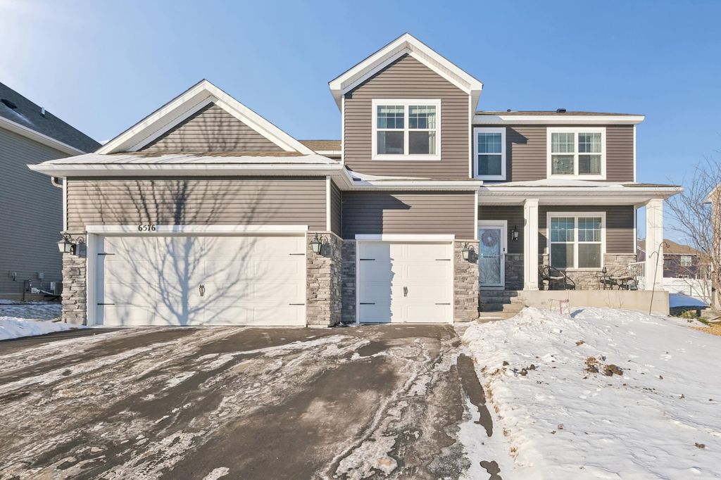 Photo of 6576 Jeffery Avenue S, Cottage Grove, MN 55016 (MLS # 7008068)