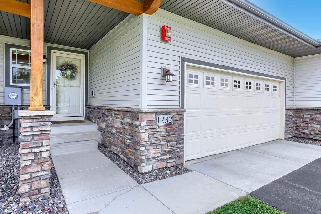 Photo of 1232 Vernon Drive, Carver, MN 55315 (MLS # 7120589)