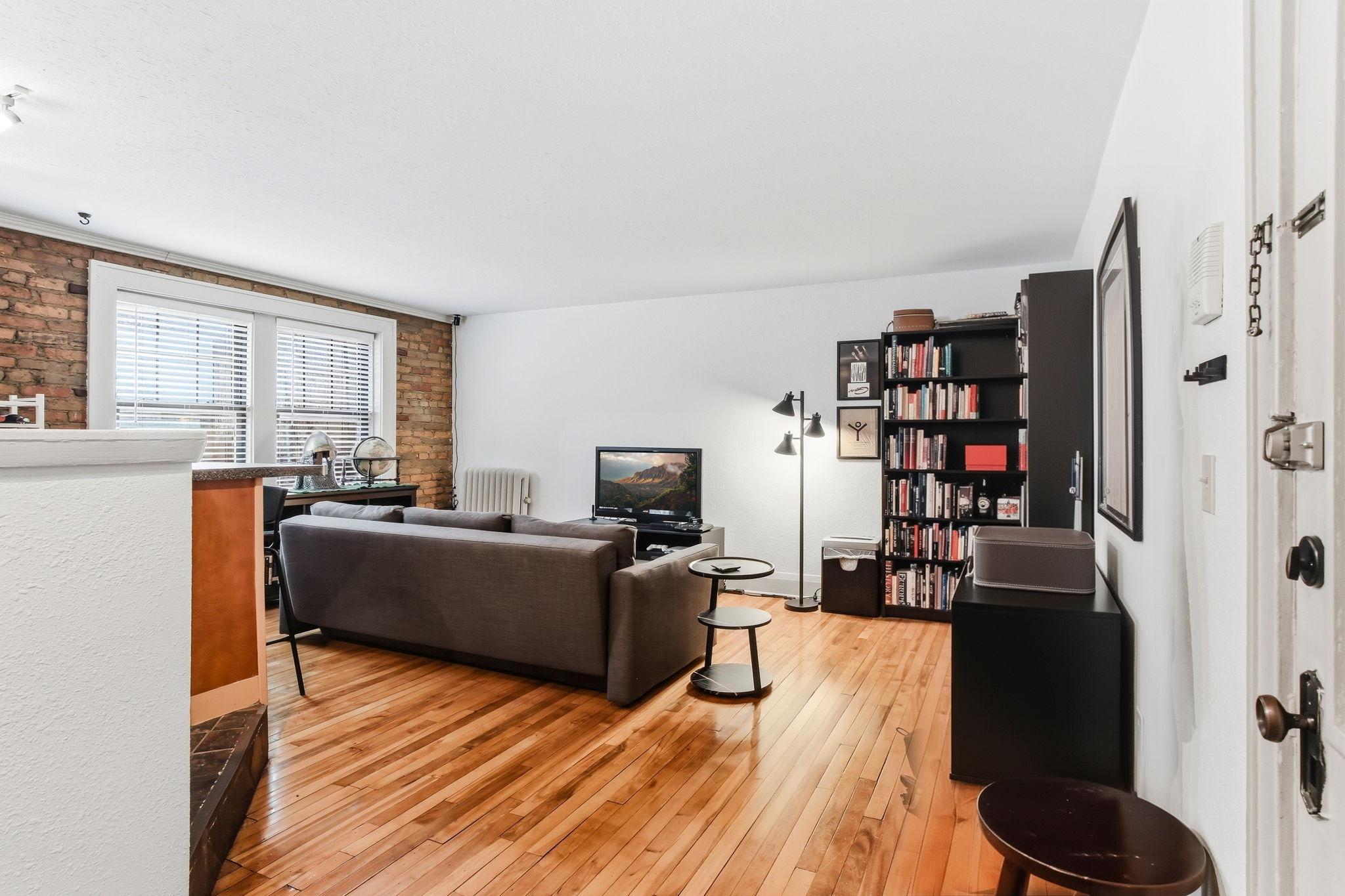 1901 Stevens Avenue 303