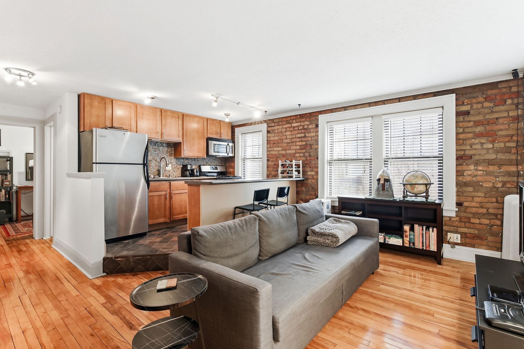 1901 Stevens Avenue 303