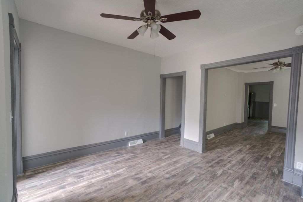 Photo of 141 York Avenue, Saint Paul, MN 55117 (MLS # 7115296)