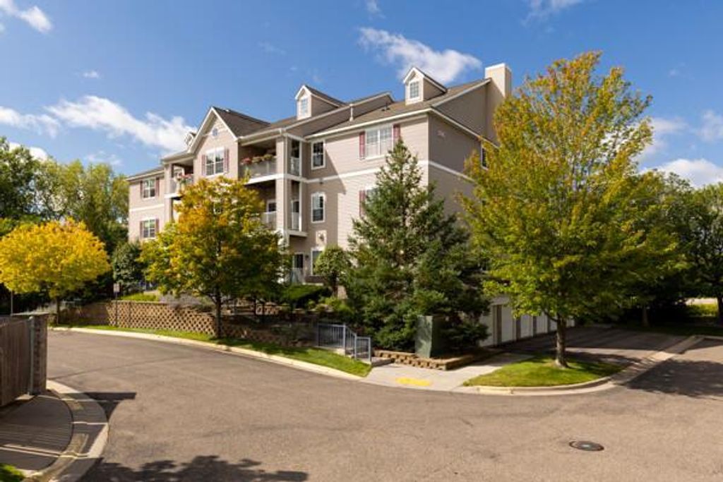 Photo of 12795 Collegeview Drive #203, Eden Prairie, MN 55347 (MLS # 7045153)