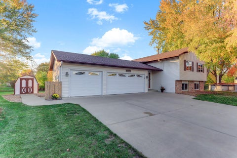 Photo of 10640 Yukon Road S, Bloomington, MN 55438 (MLS # 7145709)