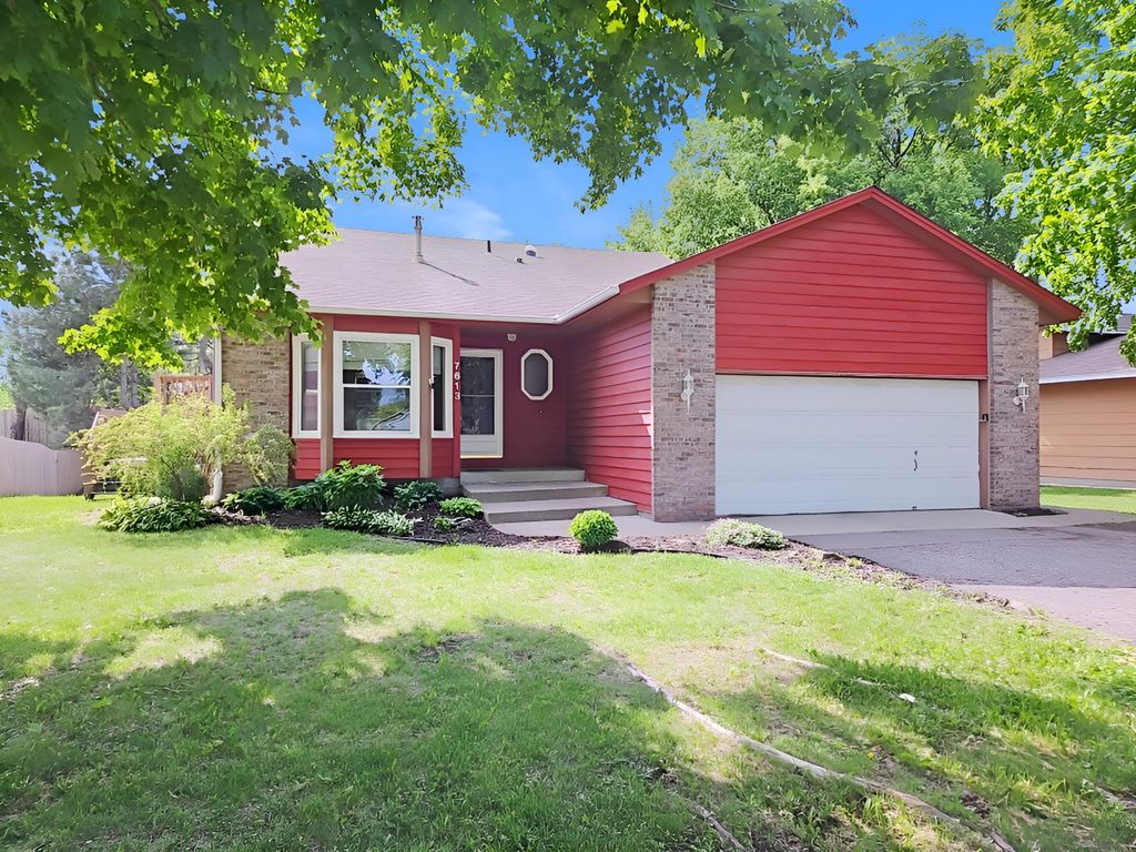 Photo of 7613 Fairfield Road, Brooklyn Park, MN 55444 (MLS # 7107913)
