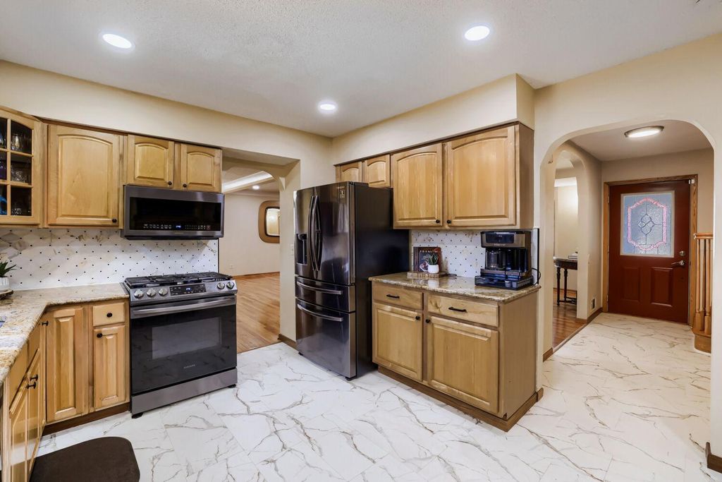 Photo of 12210 51st Avenue N, Plymouth, MN 55442 (MLS # 7027567)