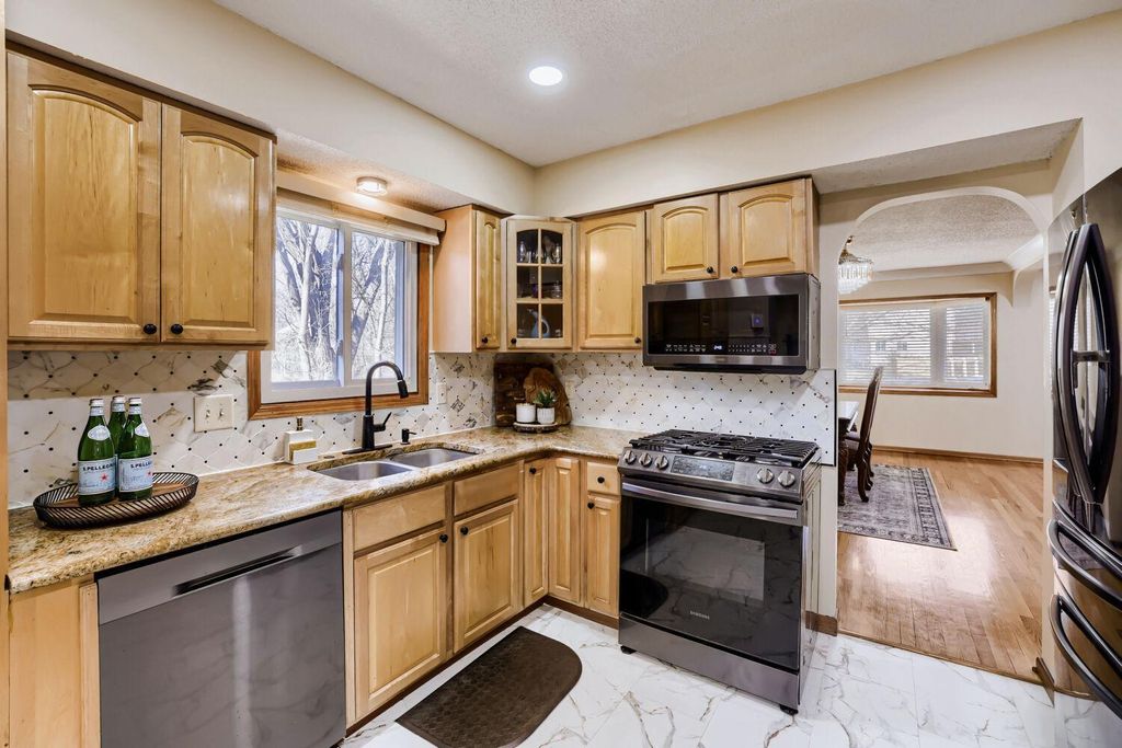 Photo of 12210 51st Avenue N, Plymouth, MN 55442 (MLS # 7027567)