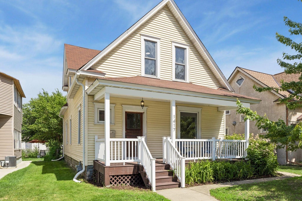Photo of 1417 Monroe Street NE, Minneapolis, MN 55413 (MLS # 7078245)