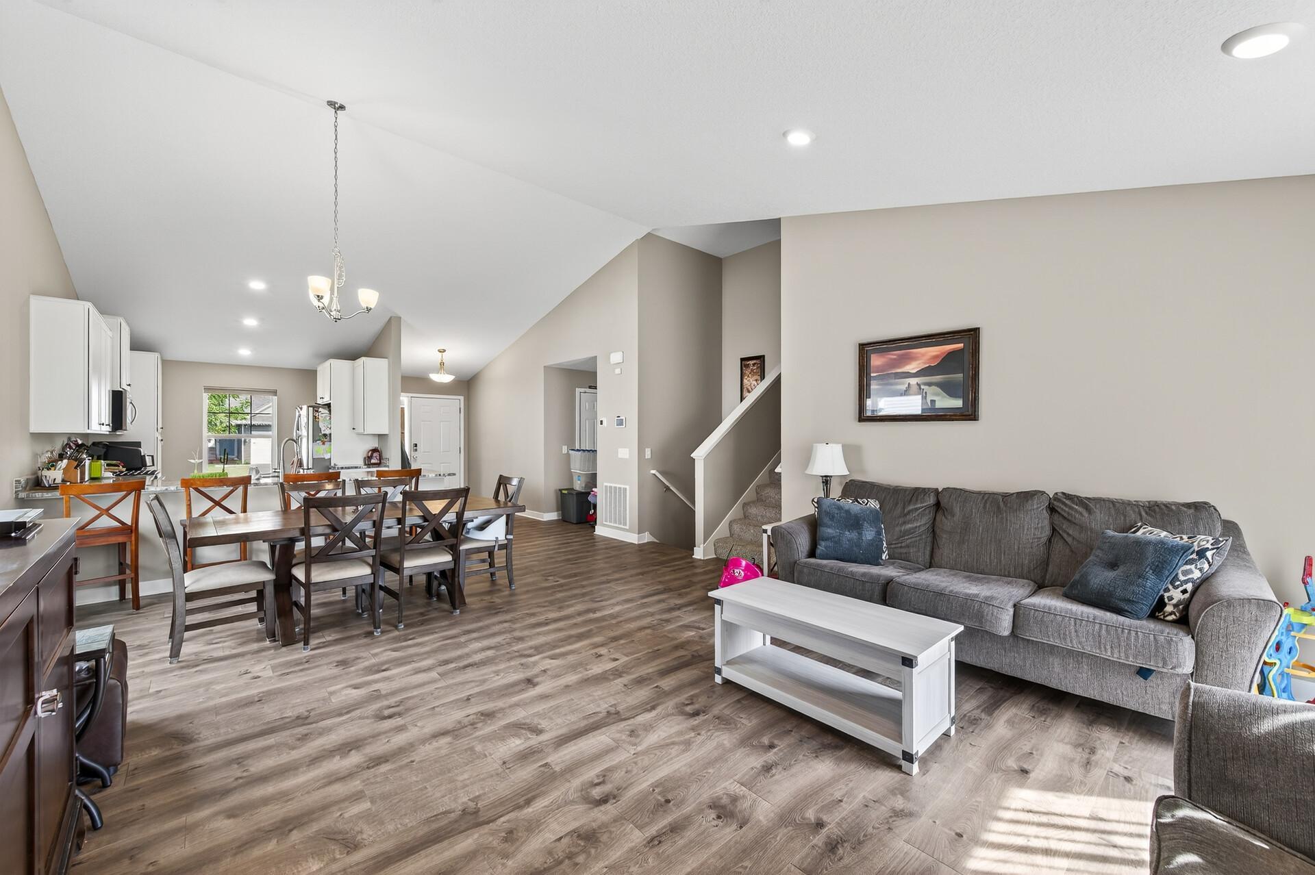 4845 Empress Avenue N