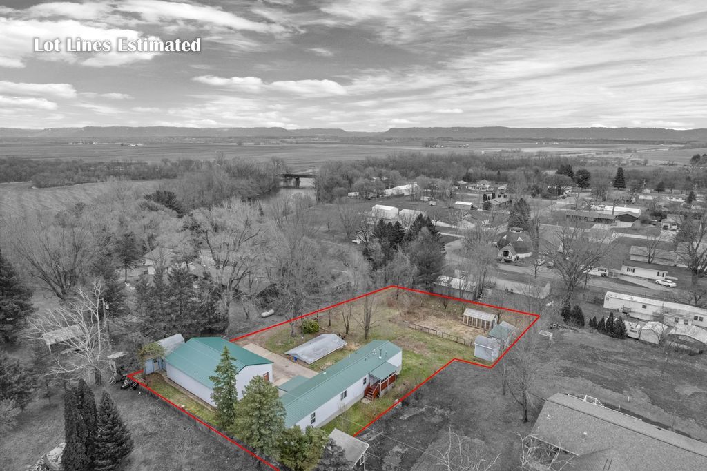 Photo of 440 N 1st Street, Kellogg, MN 55945 (MLS # 7054521)