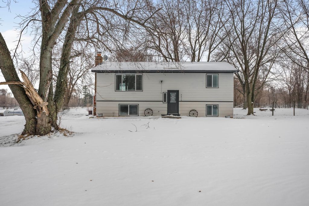 Photo of 2974 256th Avenue NW, Isanti, MN 55040 (MLS # 7004696)