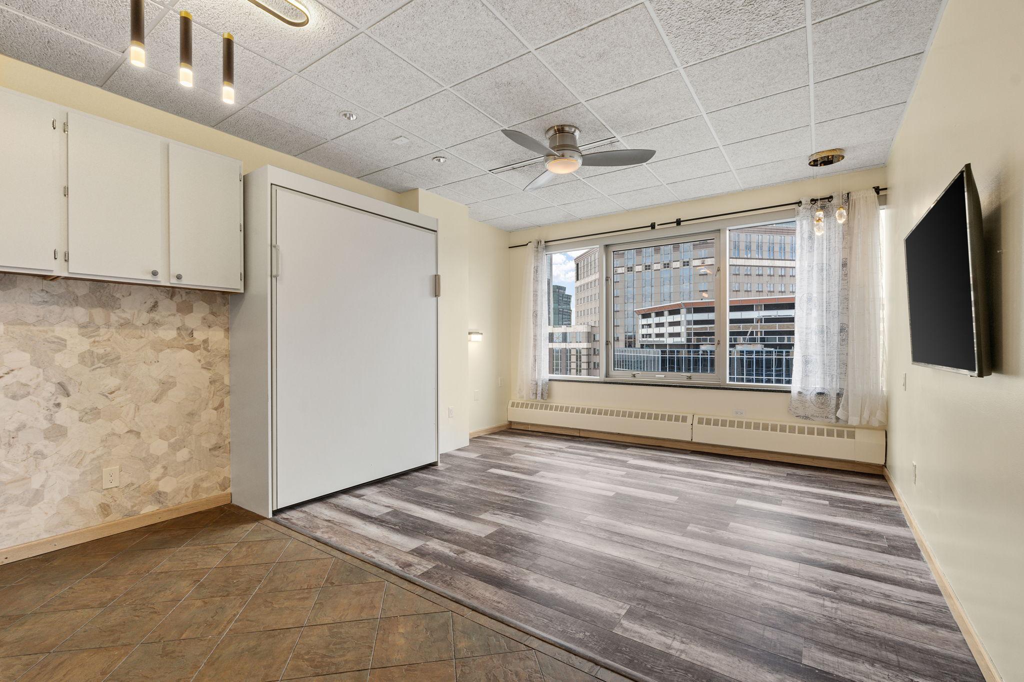 431 S 7th Street 2609