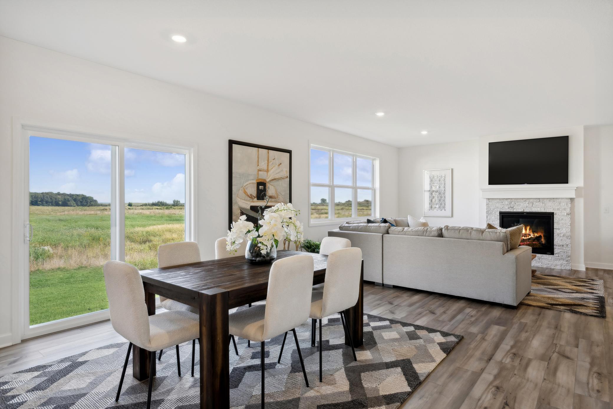 9511 Lydia Lane