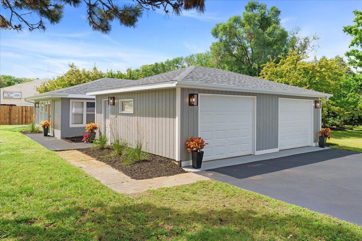 180 Saint Croix Trail N