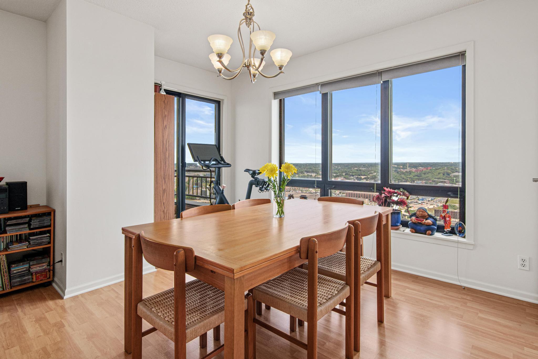 168 6th Street E 3205