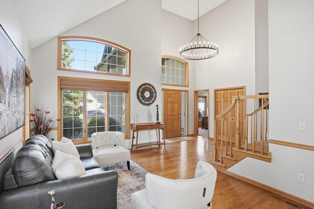 Photo of 4230 Pineview Lane N, Plymouth, MN 55442 (MLS # 7048541)