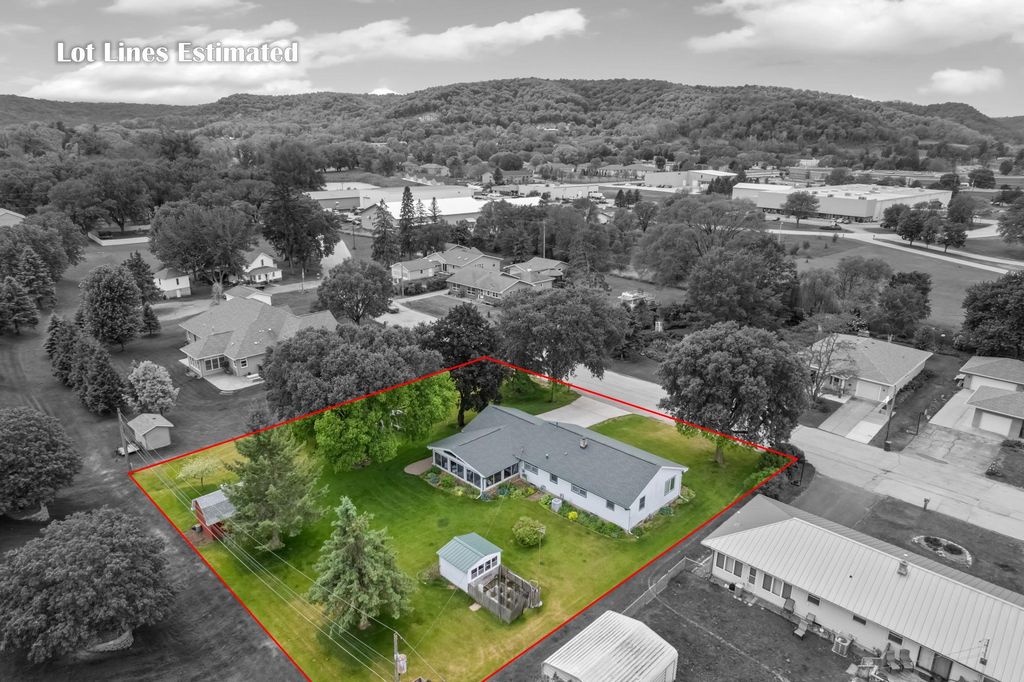 Photo of 1366 Lorrai Drive, Winona, MN 55987 (MLS # 7076689)