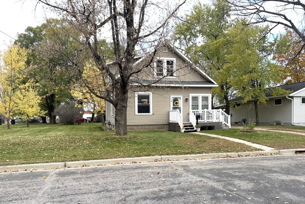 Photo of 11 3rd Street SW, Melrose, MN 56352 (MLS # 7164572)