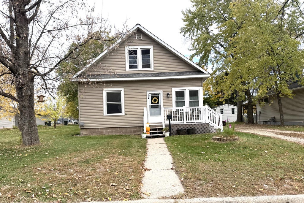 Photo of 11 3rd Street SW, Melrose, MN 56352 (MLS # 7164572)