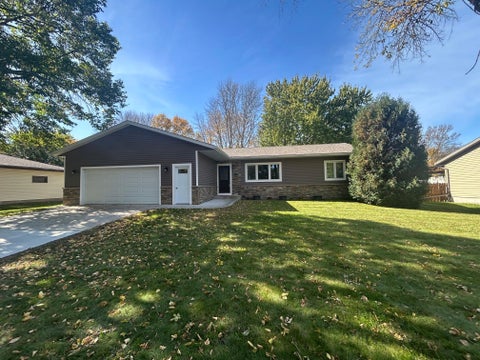 Photo of 1100 Columbine Drive, Marshall, MN 56258 (MLS # 7156372)