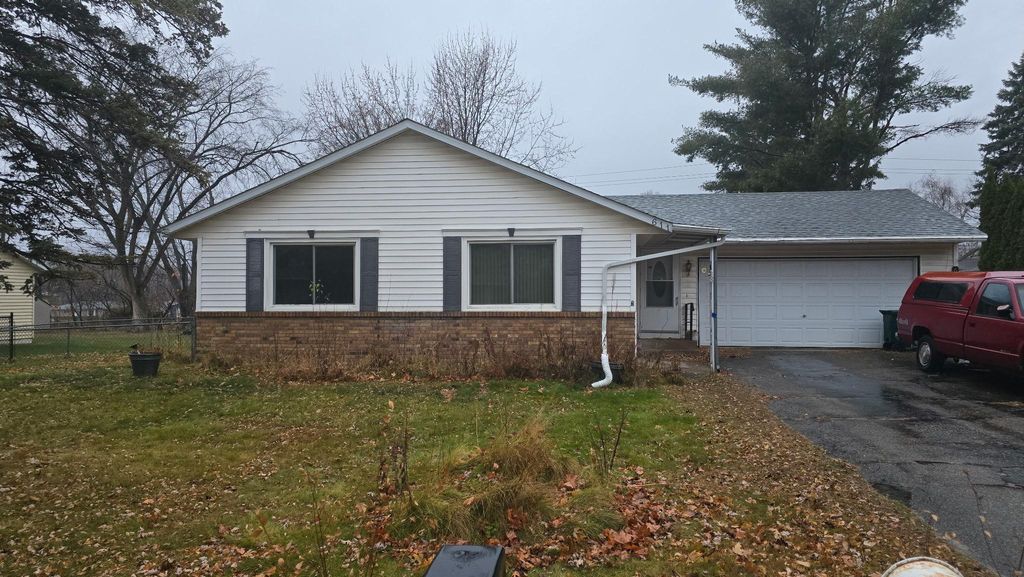 Photo of 611 Lemon Street N, North Hudson, WI 54016 (MLS # 6755763)