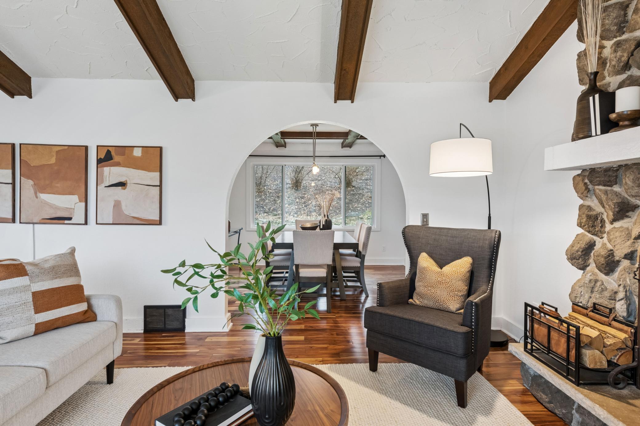 1533 Clare Lane