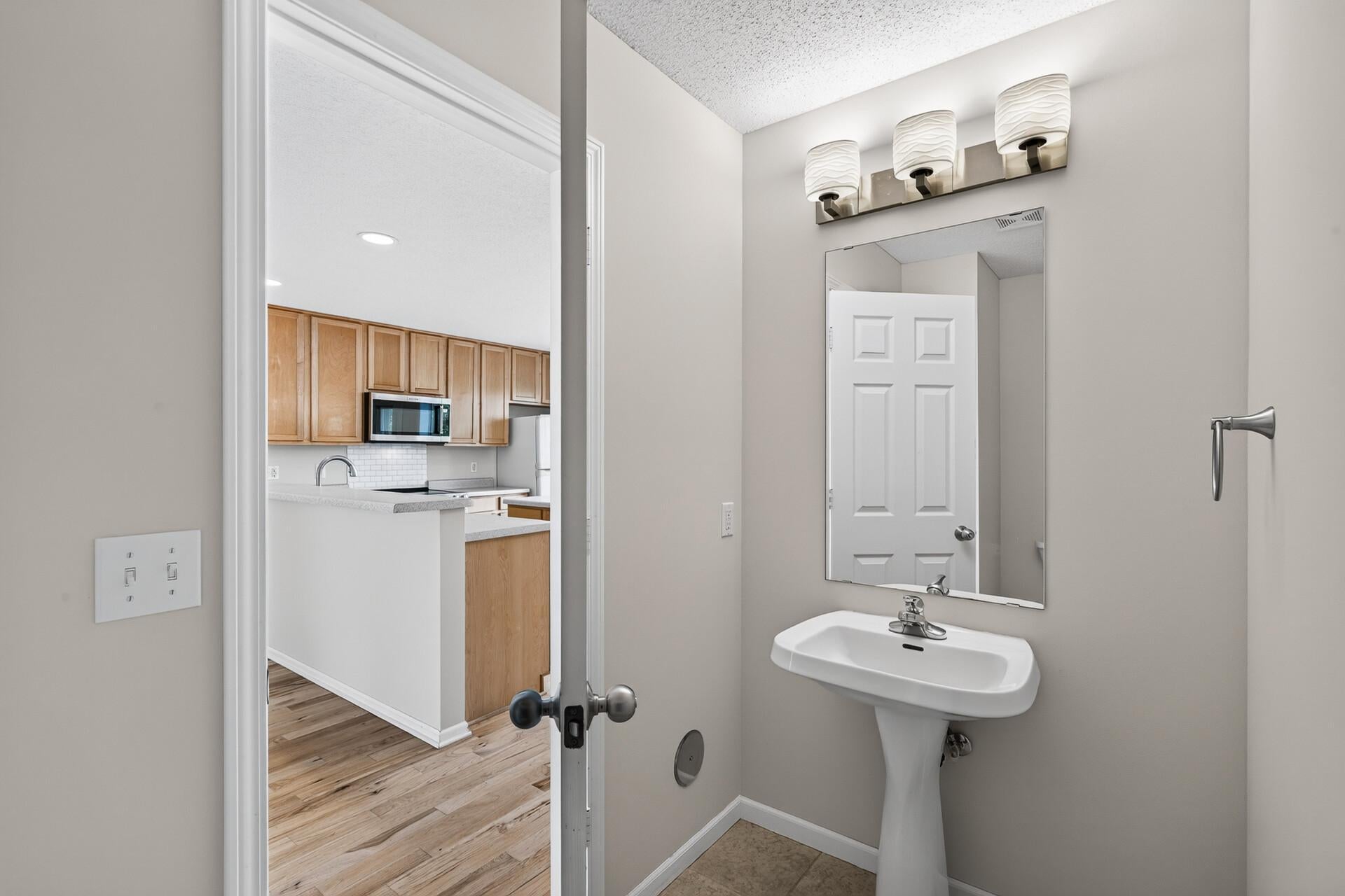 1809 3rd Street NE