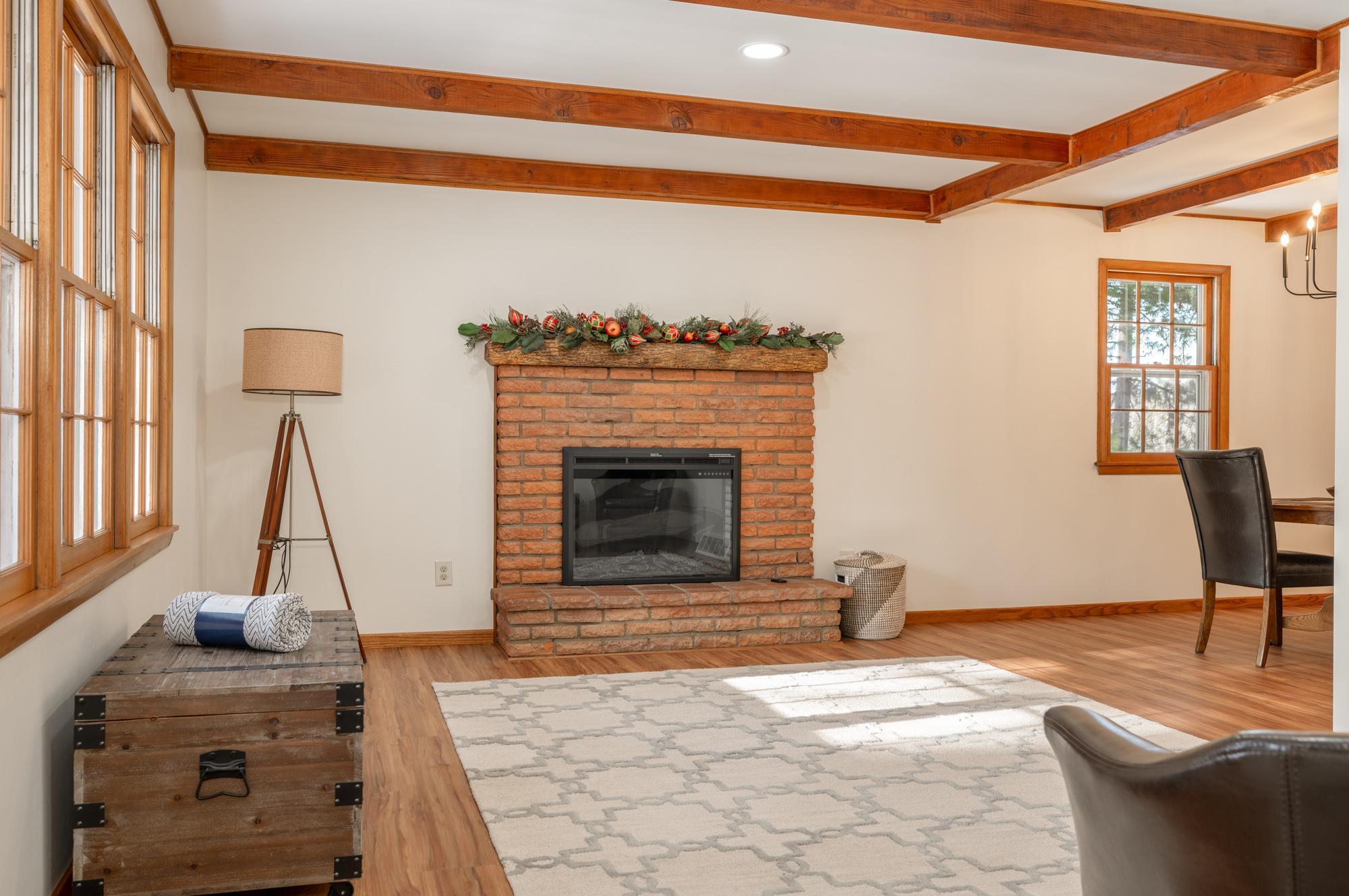 1323 Golf Course Road