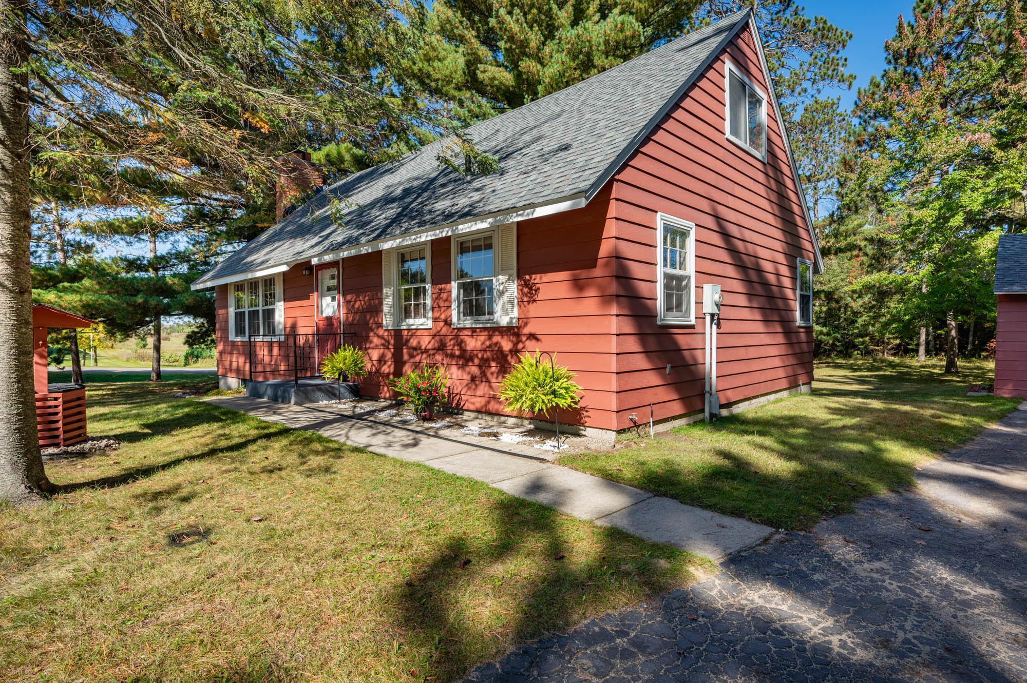 1323 Golf Course Road